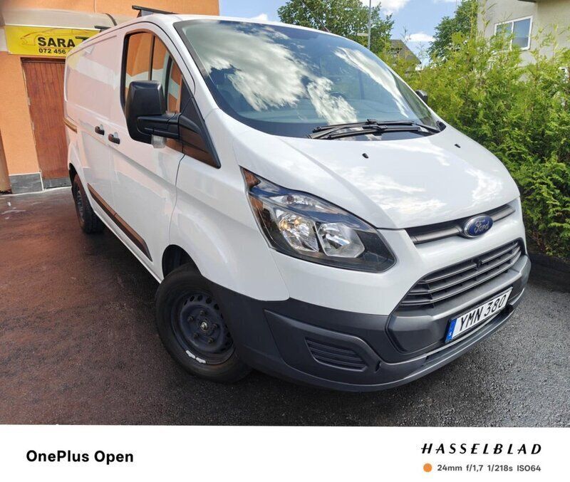 Vit Begagnad 2018 Ford Transit Custom Van | 71 900 kr (Superpris) - Bild 1/4