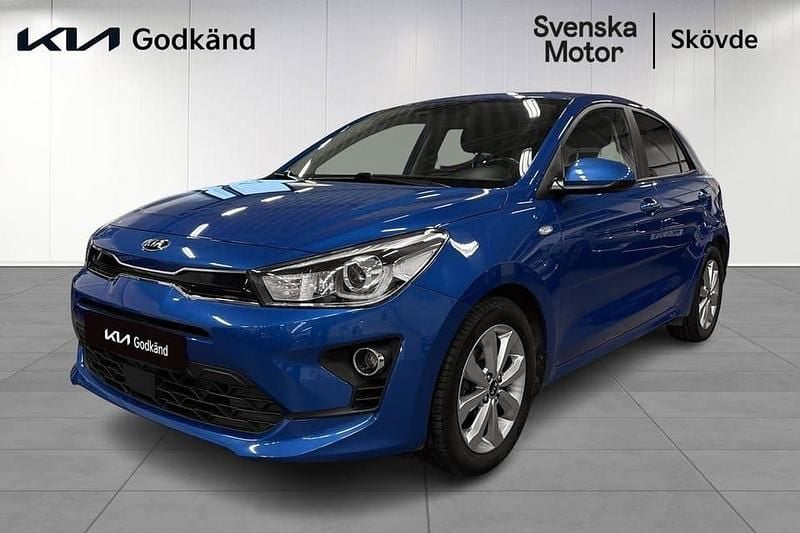 Blå Begagnad 2021 Kia Rio Advance Halvkombi | 159 200 kr (Marknadspris) - Bild 1/4