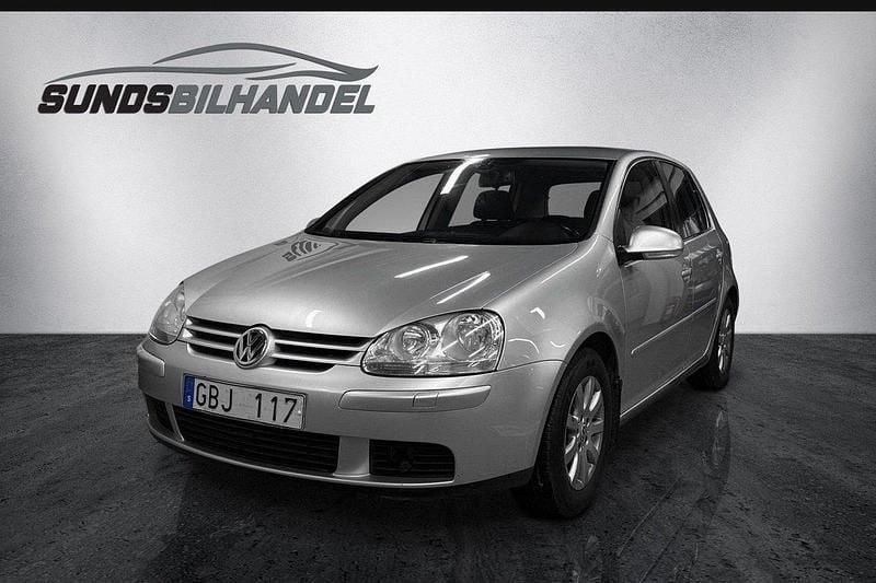Silver Begagnad 2008 VW Golf Trendline Halvkombi | 49 900 kr (Marknadspris) - Bild 1/4