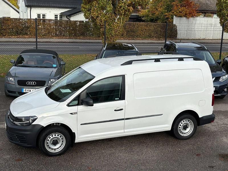 Vit Begagnad 2020 VW Caddy Maxi Minibuss | 215 000 kr (Bra pris) - Bild 1/4