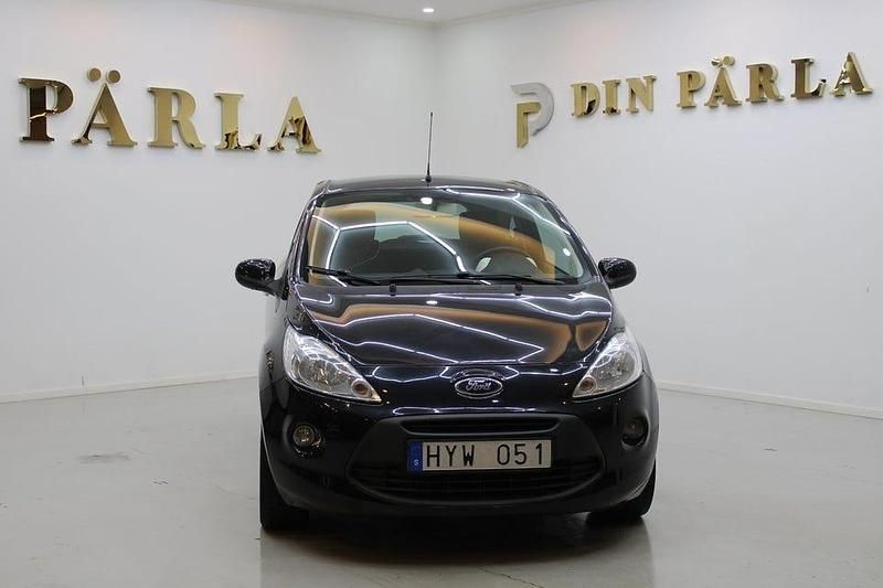 Begagnad Ford Ka Titanium 69 HK (50 kW) 2012 Svart Halvkombi