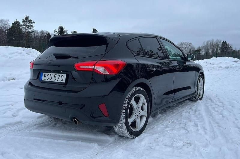 Begagnad Ford Focus 125 HK (91 kW) 2018