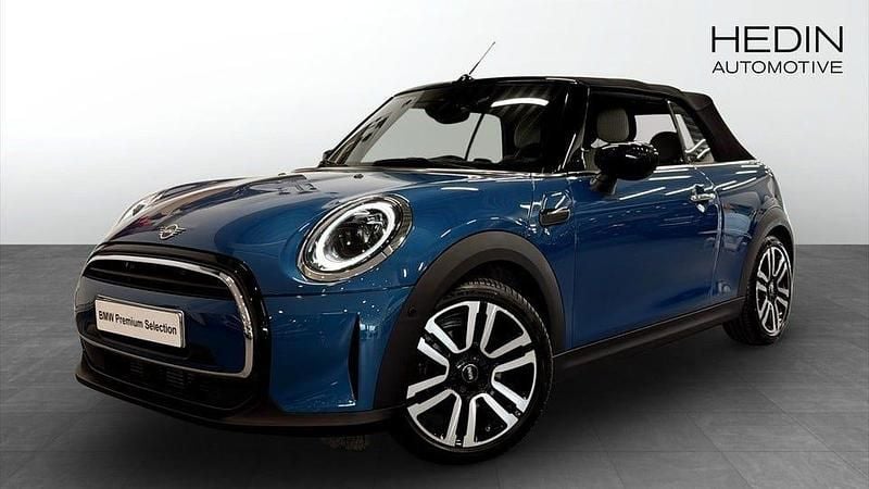Blå Begagnad 2023 Mini Cooper Cabriolet Comfort Cab | 288 700 kr (Lite dyr) - Bild 1/4