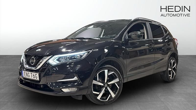 Svart Begagnad 2021 Nissan Qashqai Tekna SUV | 204 900 kr (Bra pris) - Bild 1/4