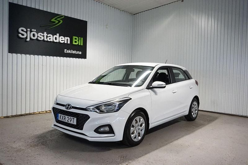 Vit Begagnad 2020 Hyundai i20 Life Halvkombi | 119 900 kr (Marknadspris) - Bild 1/4