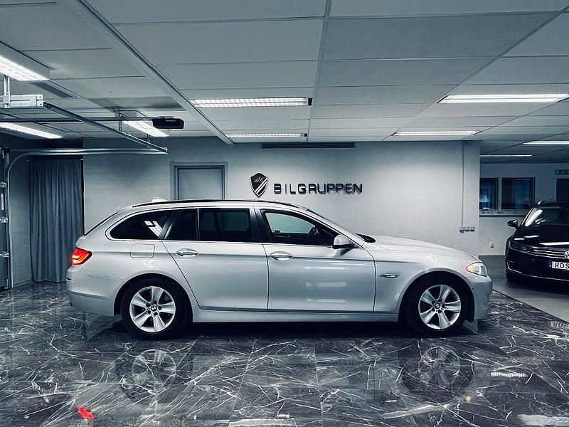 Begagnad BMW 535 306 HK (225 kW) 2011 Grå Kombi