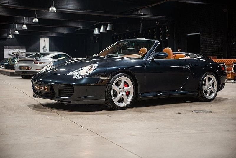 Begagnad Porsche 911 Carrera 4S Cabriolet 320 HK (235 kW) 2004 Cab