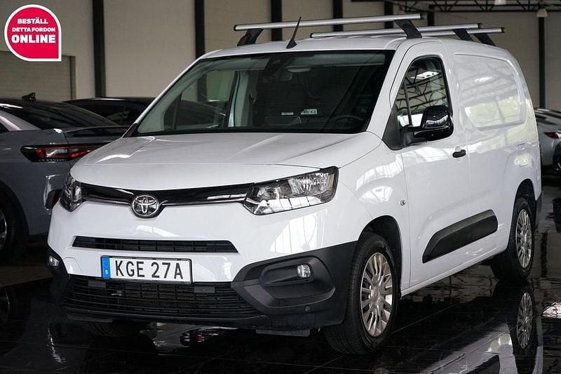 Vit Begagnad 2023 Toyota Proace City Van | 294 500 kr (Marknadspris) - Bild 1/4
