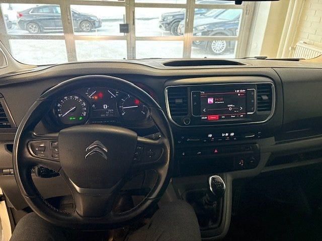 Begagnad Citroën Jumpy 122 HK (89 kW) 2020 Vit Minibuss