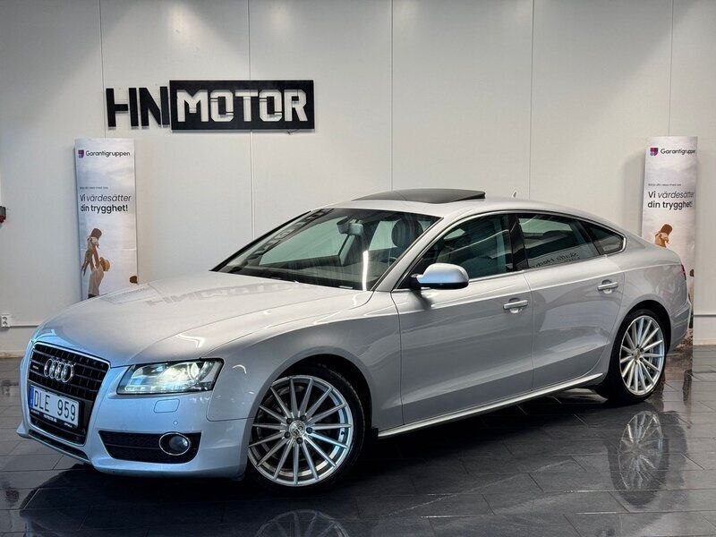 Silver Begagnad 2010 Audi A5 Sportback Comfort Halvkombi | 129 900 kr (Dyr) - Bild 1/4