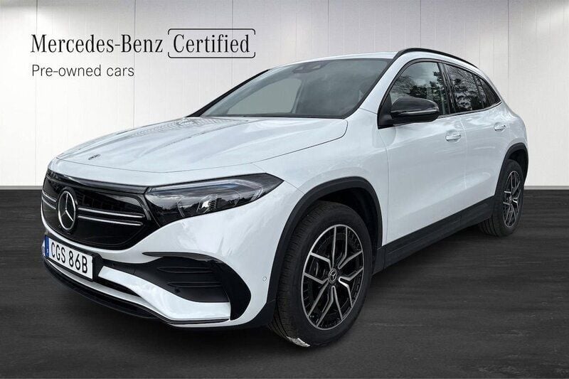 Vit Begagnad 2023 Mercedes EQA250+ AMG line SUV | 469 900 kr (Superpris) - Bild 1/4