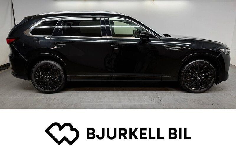 Jet black mica Ny 2024 Mazda CX-80 Homura-Line SUV | 665 000 kr (Dyr) - Bild 1/4
