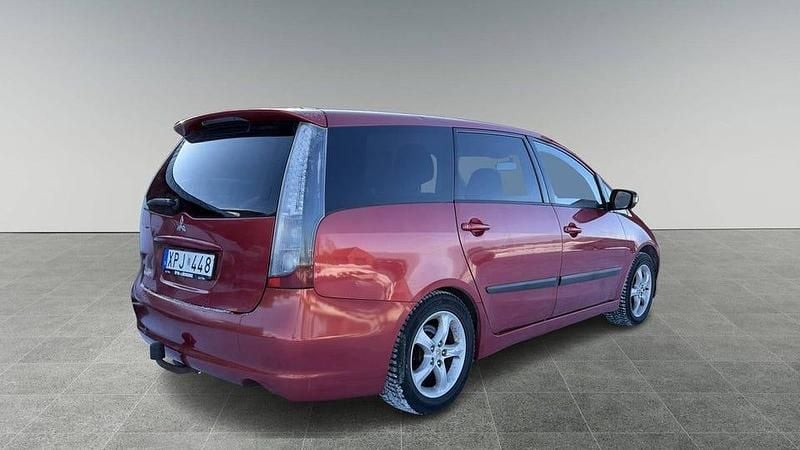Begagnad Mitsubishi Grandis 167 HK (122 kW) 2006 Röd Minibuss