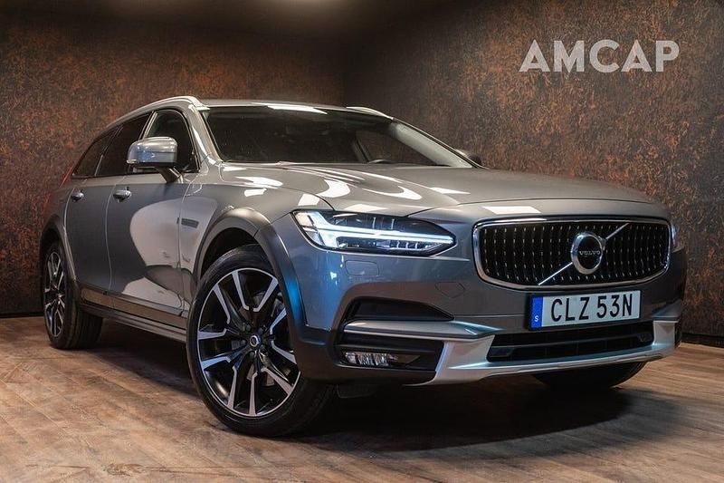 Grå Begagnad 2019 Volvo V90 CC Kombi | 338 500 kr (Lite dyr) - Bild 1/4