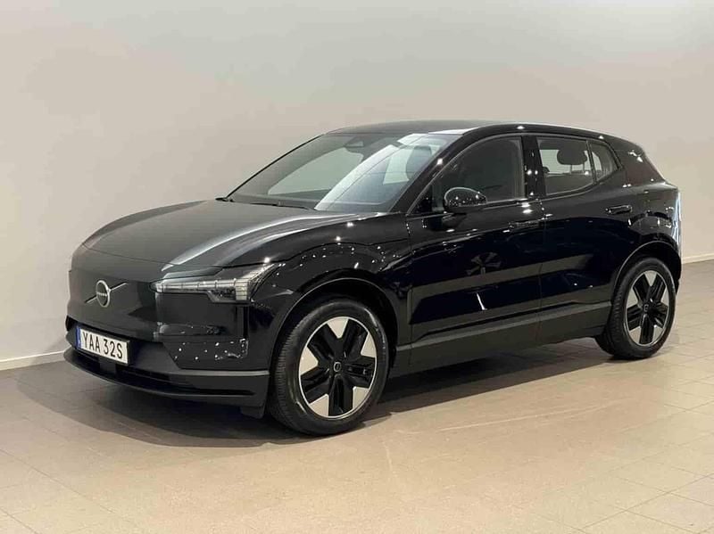 Svart Begagnad 2024 Volvo EX30 Single Motor SUV | 329 500 kr - Bild 1/1