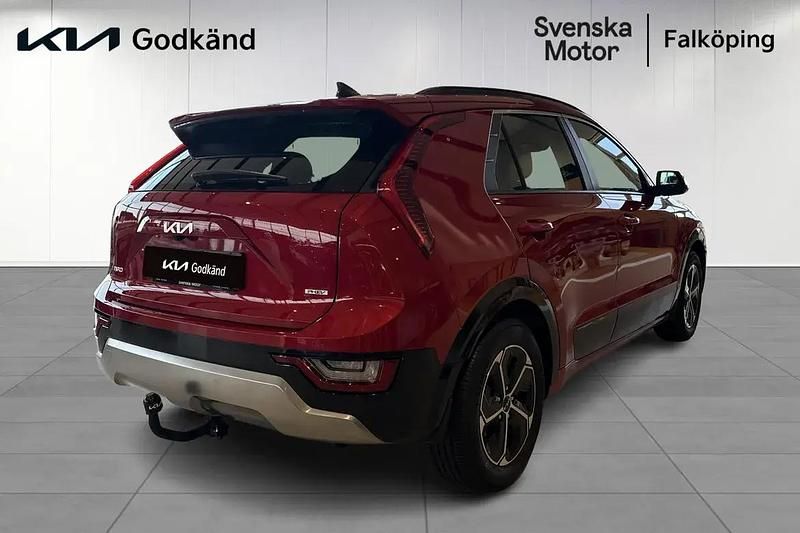 Begagnad Kia Niro 185 HK (136 kW) 2023 Röd SUV