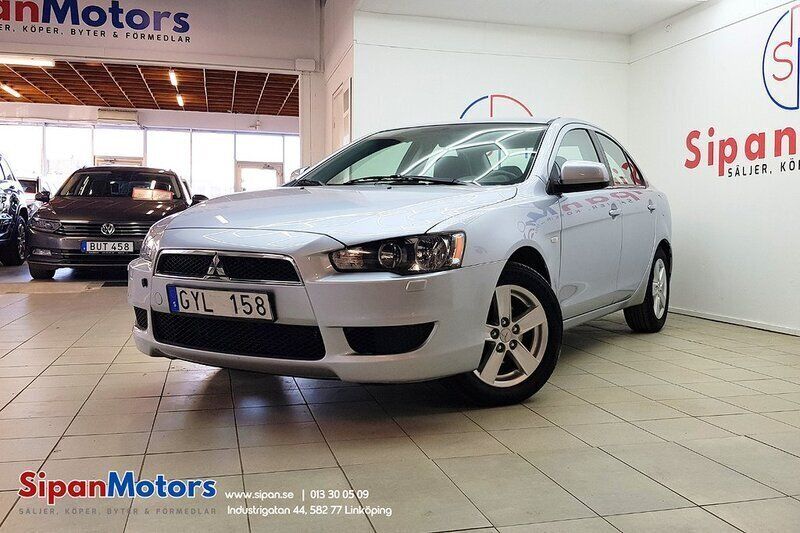 Silver Begagnad 2008 Mitsubishi Lancer Sedan | 36 900 kr - Bild 1/4