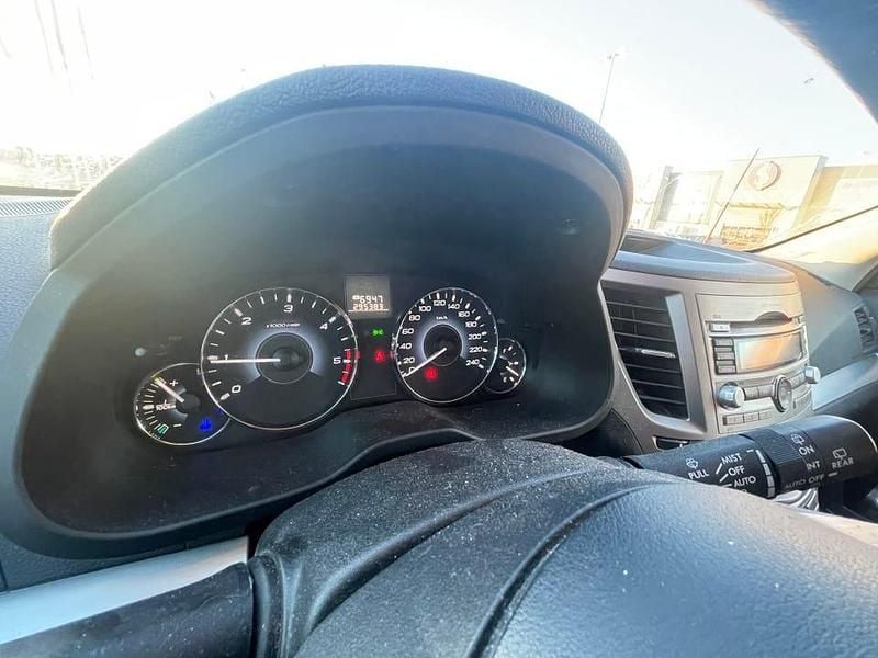 Begagnad Subaru Outback 150 HK (110 kW) 2010 Kombi