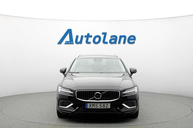 Begagnad Volvo V60 Inscription 360 HK (264 kW) 2022 Svart Kombi