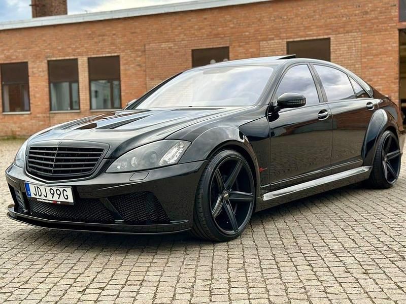 Svart Begagnad 2006 Mercedes S500L AMG Sedan | 299 900 kr - Bild 1/4