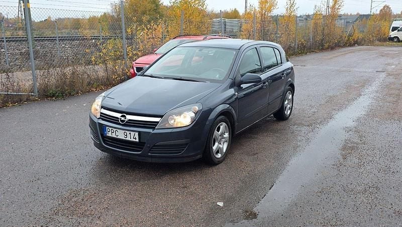 Blå Begagnad 2007 Opel Astra Halvkombi | 14 900 kr (Bra pris) - Bild 1/4