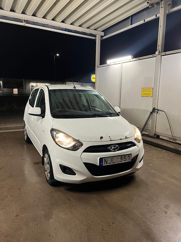 Begagnad 2014 Hyundai i10 Halvkombi | 35 000 kr (Marknadspris) - Bild 1/4