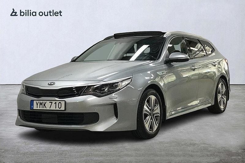 Grå Begagnad 2017 Kia Optima Hybrid 2 Sedan | 169 900 kr (Marknadspris) - Bild 1/4
