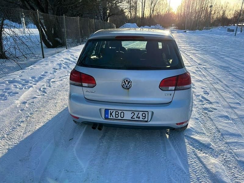 Begagnad VW Golf VI 122 HK (89 kW) 2010 Halvkombi