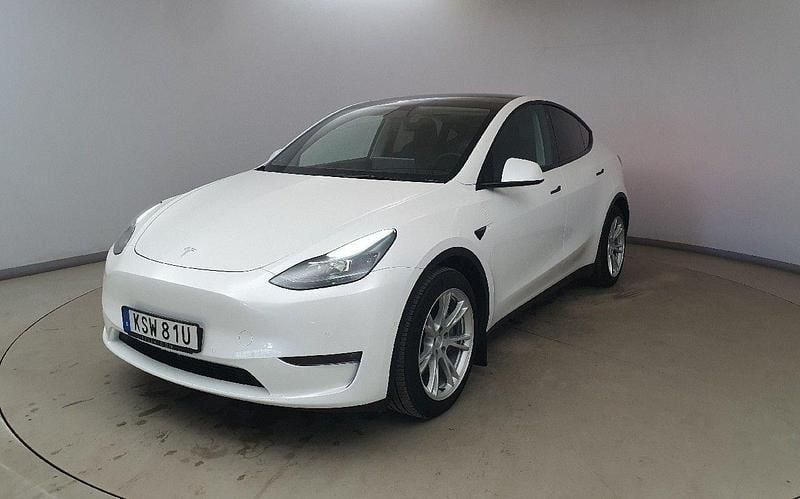 Vit Begagnad 2022 Tesla Model Y Long Range AWD SUV | 379 800 kr - Bild 1/1