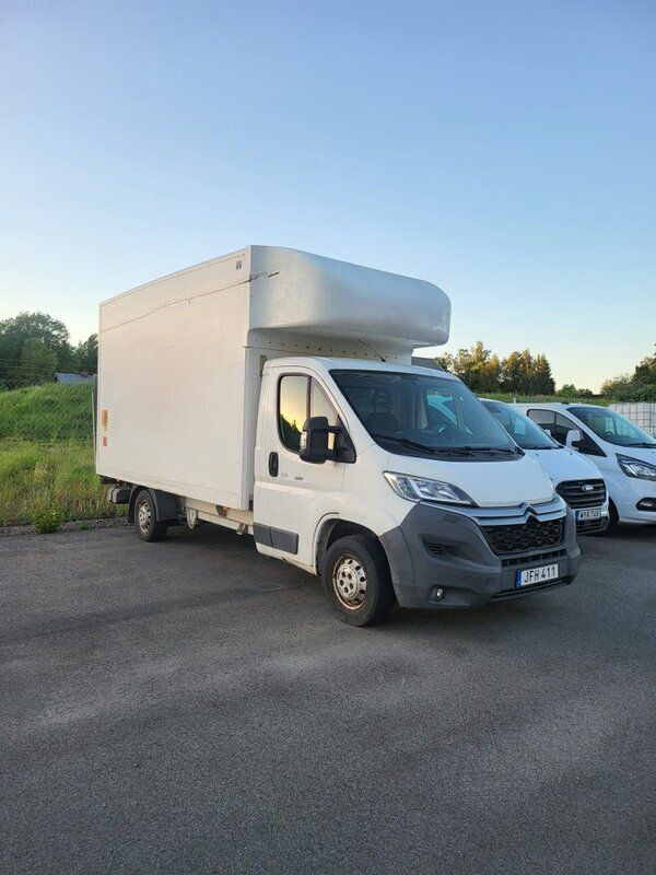 Vit Begagnad 2015 Citroën Jumper Minibuss | 119 000 kr (Marknadspris) - Bild 1/2
