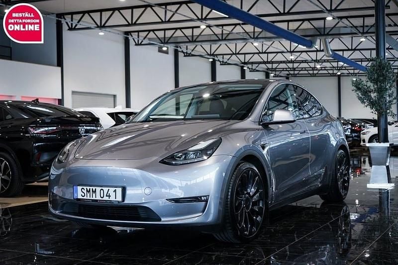 Begagnad Tesla Model Y Performance 392 kW (534 HK) 2023 Grå SUV