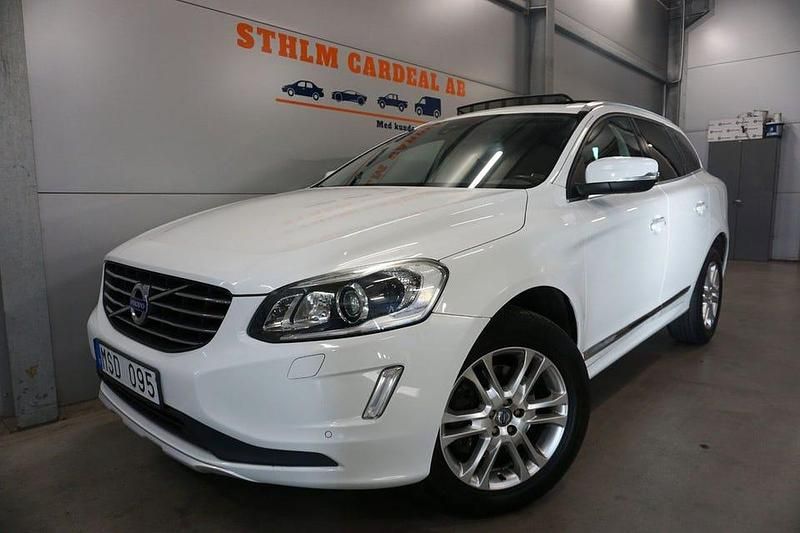 Vit Begagnad 2013 Volvo XC60 Summum SUV | 139 700 kr (Marknadspris) - Bild 1/4