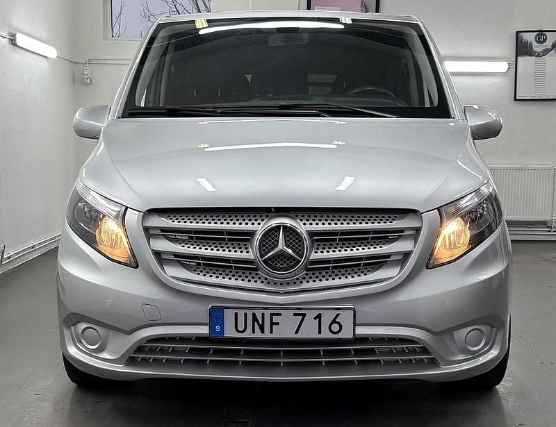 Begagnad Mercedes Vito 163 HK (119 kW) 2018 Silver Van