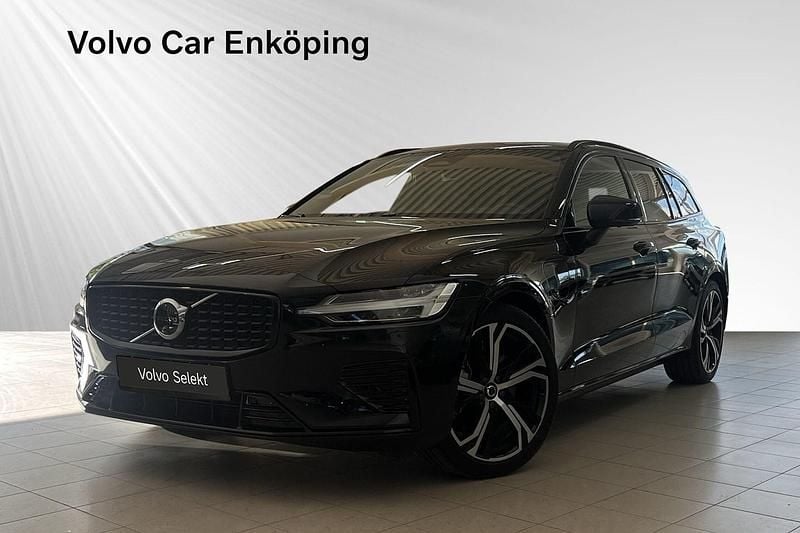 Svart Begagnad 2025 Volvo V60 Plus Kombi | 569 900 kr (Dyr) - Bild 1/3