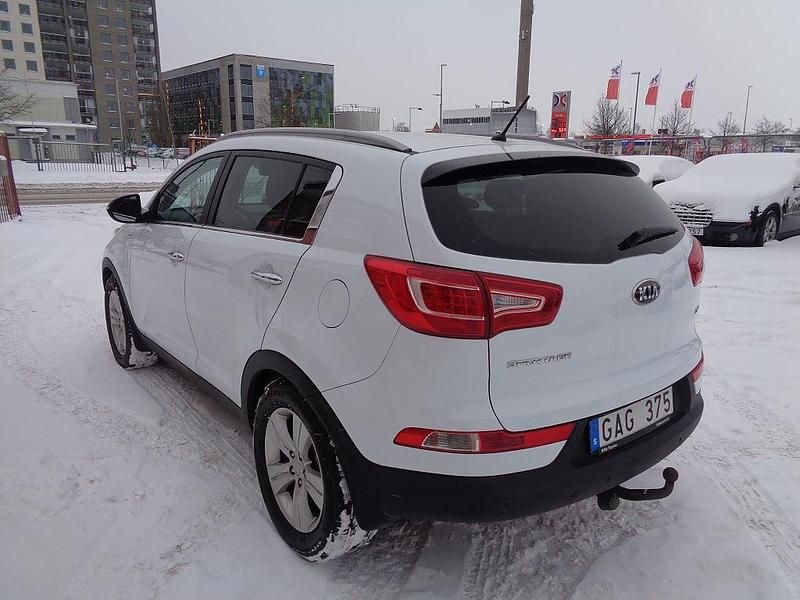Begagnad Kia Sportage EX 184 HK (135 kW) 2013 Vit SUV