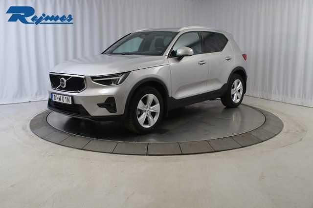 Begagnad 2024 Volvo XC40 SUV | 349 900 kr (Marknadspris) - Bild 1/4