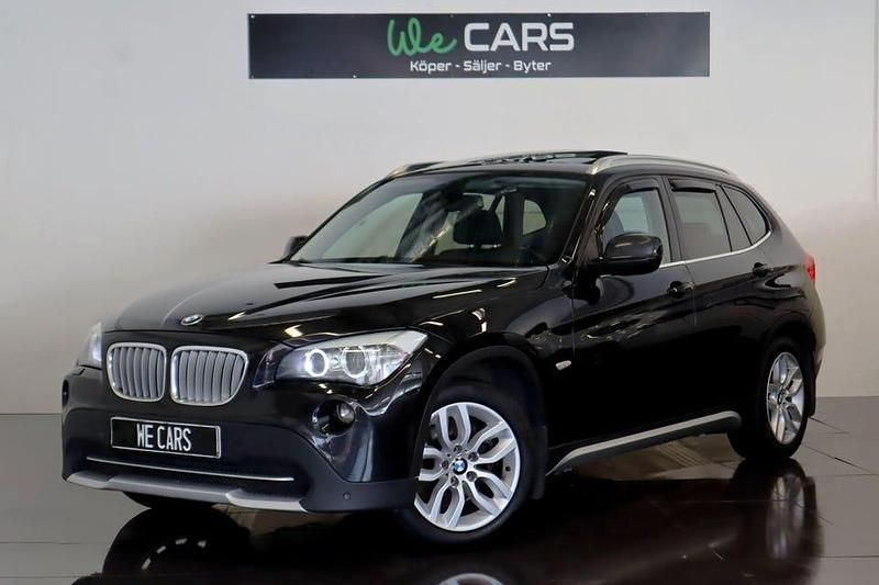 Svart Begagnad 2010 BMW X1 SUV | 99 900 kr (Lite dyr) - Bild 1/4
