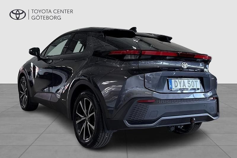 Begagnad Toyota C-HR Style 200 HK (147 kW) 2024 Mörkgrå SUV
