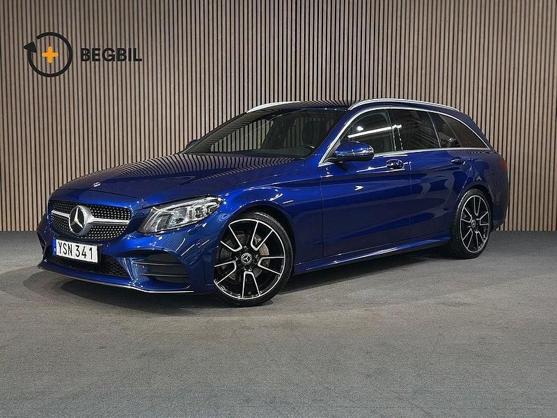 Blå Begagnad 2018 Mercedes C220 AMG line Kombi | 248 900 kr (Marknadspris) - Bild 1/4