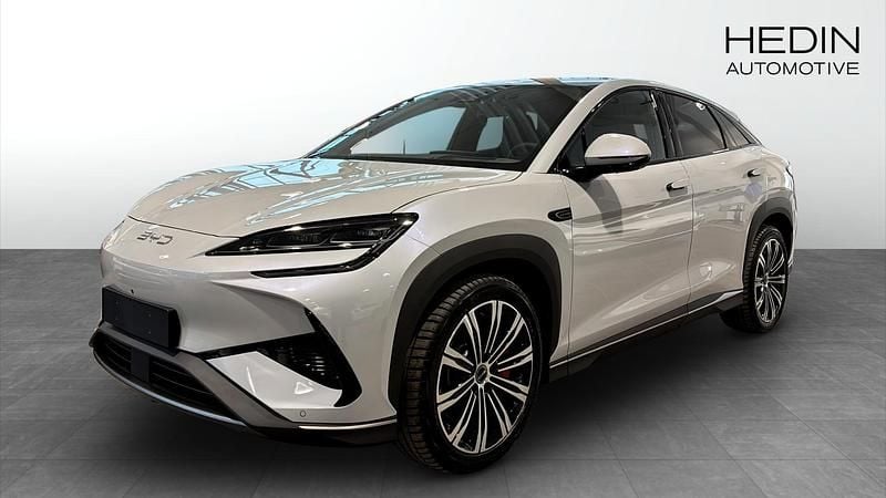 Svart Ny 2025 BYD Sealion 7 SUV | 652 800 kr - Bild 1/4