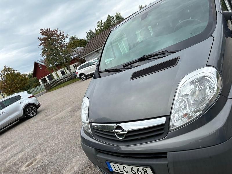 Begagnad 2014 Opel Vivaro Minibuss | 153 000 kr - Bild 1/4