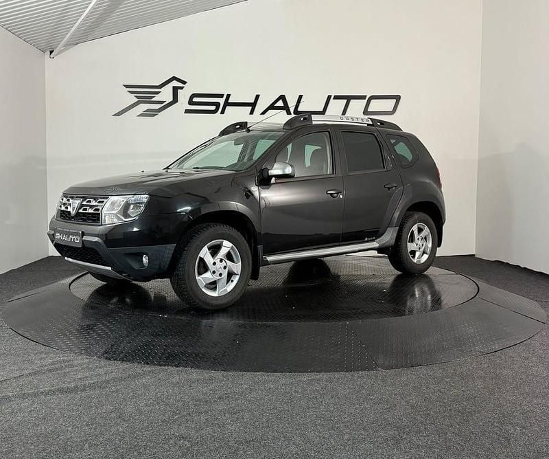 Svart Begagnad 2015 Dacia Duster SUV | 59 900 kr (Marknadspris) - Bild 1/4