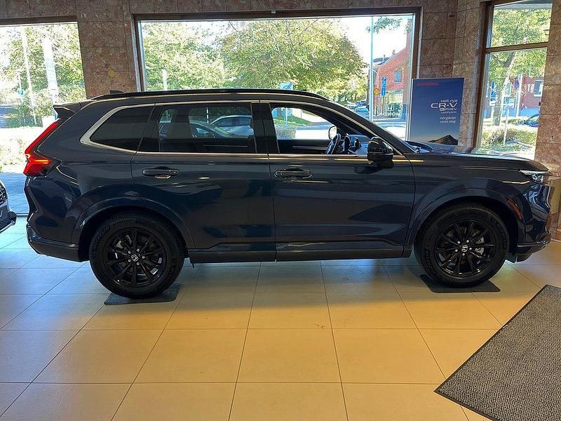 Mörkblå Ny 2025 Honda CR-V Advance SUV | 569 800 kr - Bild 1/4