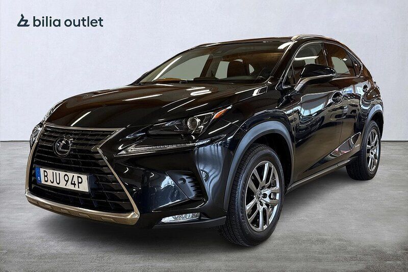 Svart Begagnad 2018 Lexus NX300h Executive Line SUV | 289 900 kr (Marknadspris) - Bild 1/3