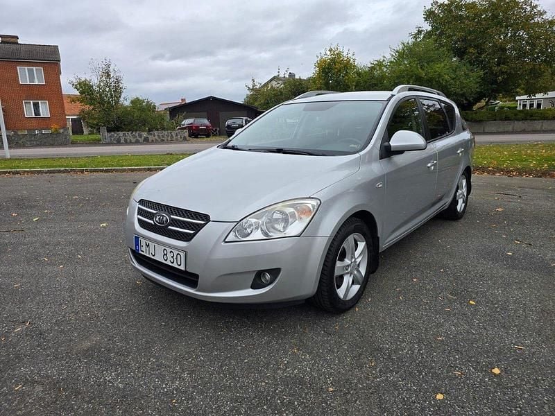 Silver Begagnad 2009 Kia Ceed Sportswagon 4 Kombi | 33 500 kr (Marknadspris) - Bild 1/4