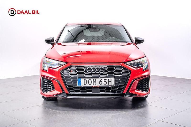 Begagnad Audi S3 310 HK (228 kW) 2021 Röd Sedan