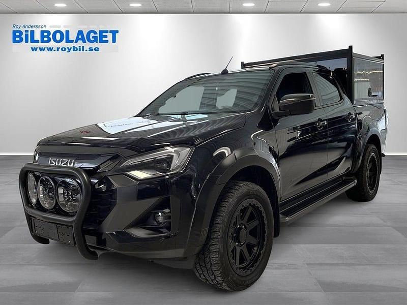 Begagnad Isuzu D-Max 163 HK (119 kW) 2024 Svart Van