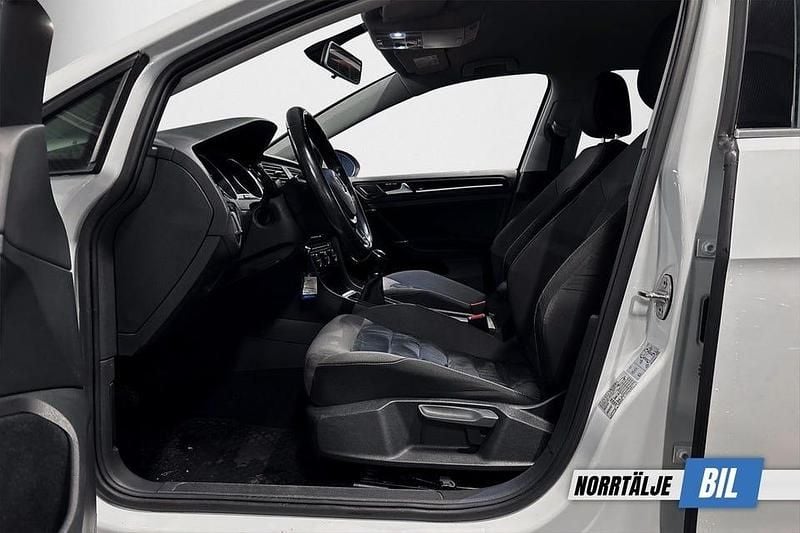 Begagnad VW Golf VII GT 140 HK (102 kW) 2014 Vit Kombi