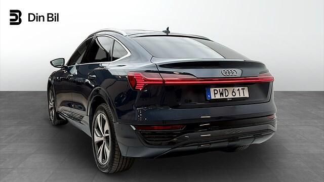 Begagnad Audi Q8 Sportback e-tron Proline 300 kW (408 HK) 2023 Plasmablå metallic SUV