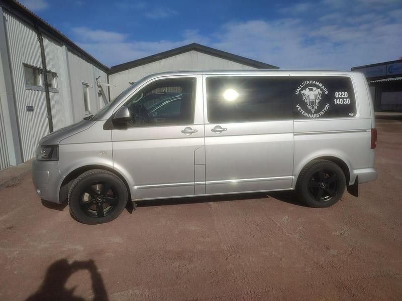 Begagnad 2015 VW Multivan Highline Van | 195 000 kr (Bra pris) - Bild 1/4